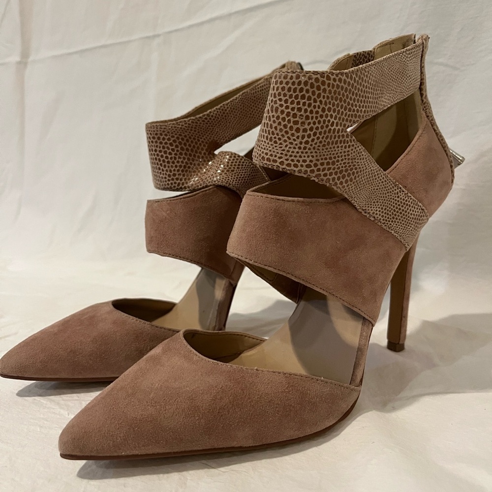 Vince Camuto Taupe Textured Heels